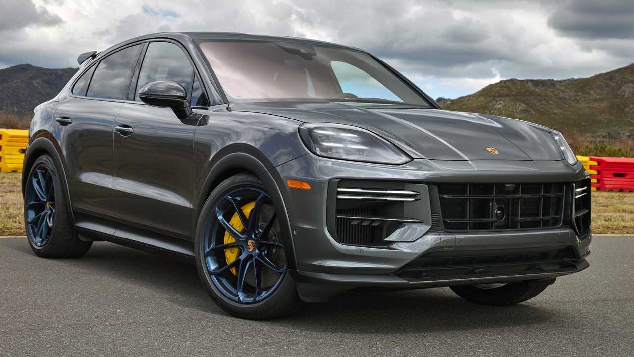 Porsche Cayenne Maintenance Cost UAE Tips & Advice