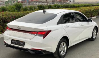 
									2022 Hyundai Elantra full								