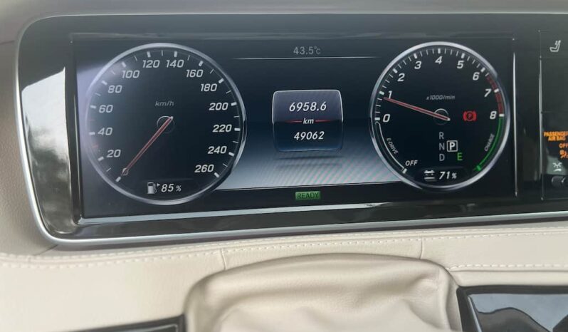 
								Mercedes S400h Hybrid Full option 2015 Model 49000km Only full									