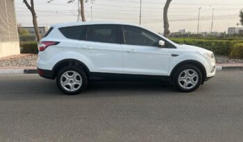 
									Ford Escape 2019 full								