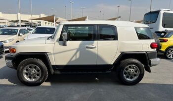 
									Toyota FJ Cruiser 2012 full								