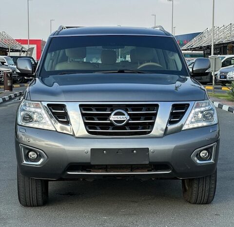 
								NISSAN PATROL V8 SE 2014 full									