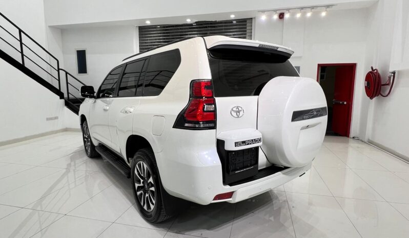 
								Toyota Prado GXR V6 2023 full									