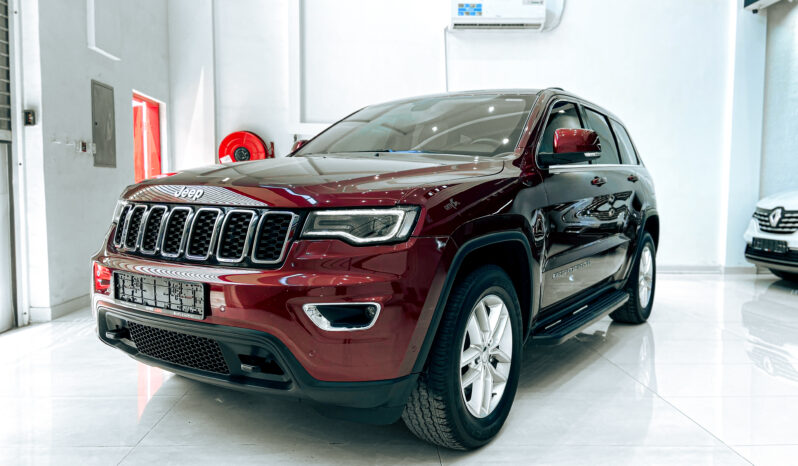 
								2017 Jeep Grand Cherokee Xclusive // FREE: Insurance; Registration; Tinting; Salik Tag full									