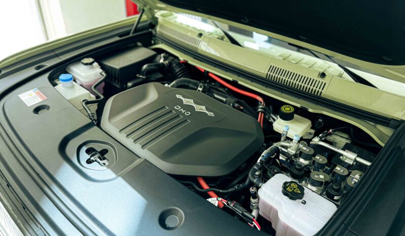 
								2025 BYD Leopard 5 Navigation Edition with hook| Plug-in Hybrid | Green | 3350 Aed PM full									