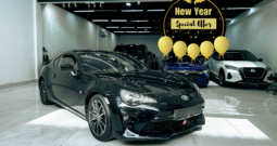 2017 Toyota 86 VTX V4 // FREE: 3rd Party Insurance; Registration; Tinting; Salik Tag