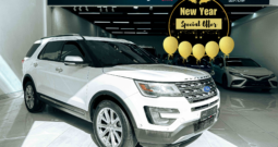 2017 Ford Explorer Limited Edition White // FREE: 3rd Party Insurance; Registration; Tinting; Salik Tag