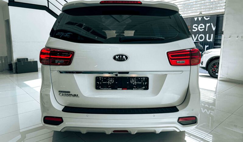 
								2019 KIA Grand Carnival V6 3.3L // FREE: 3rd Party Insurance; Registration; Tinting; Salik Tag full									