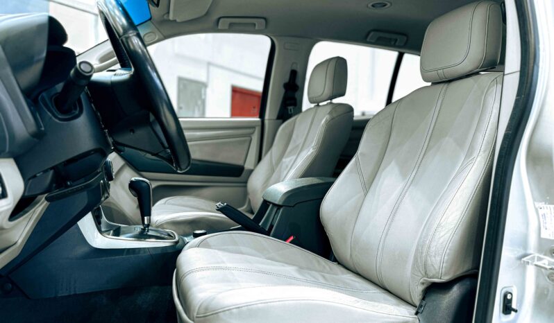 
								2013 Chevrolet Trailblazer Leaden LTZ 4WD with a 3.6L V6 Engine full									