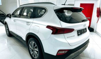 
									2020 Hyundai SantaFe GDI 2.4L V4 // EMI Starting from 1,140 AED full								