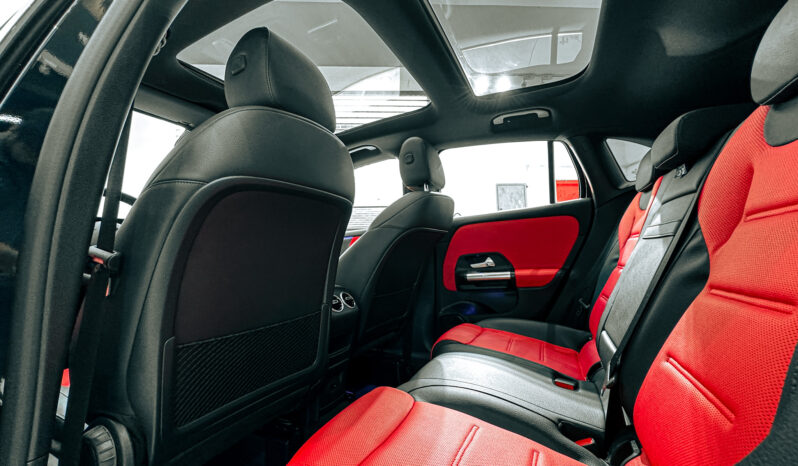 
								2022 Mercedes-Benz GLA 220 2.0L V4 // EMI Starting from 1,800 AED full									