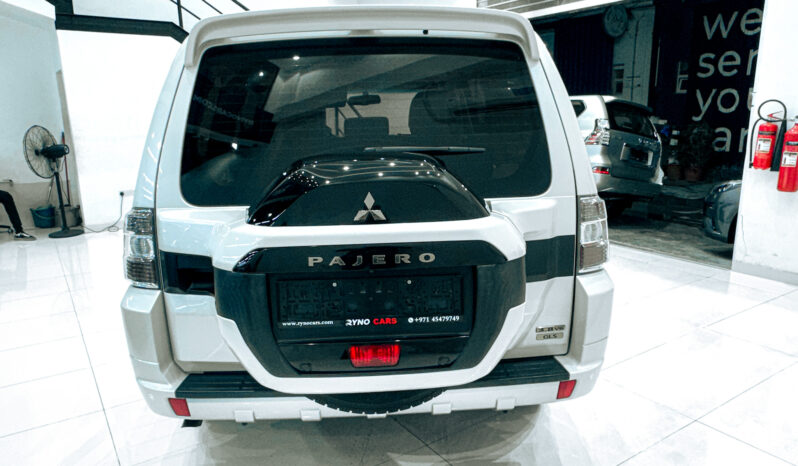 
								2020 Mitsubishi Pajero 3.8L V6 GLS // EMI Starting from 1,220 AED full									