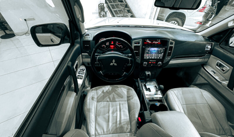 
								2020 Mitsubishi Pajero 3.8L V6 GLS // EMI Starting from 1,220 AED full									