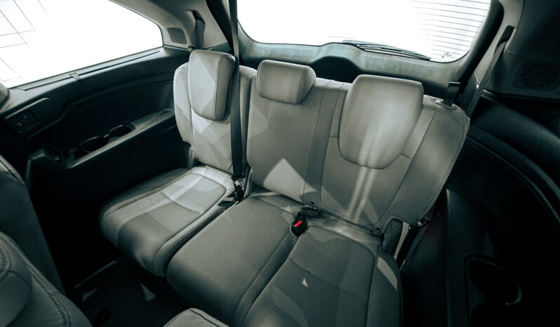 
								2019 Honda Odyssey Touring 3.5L V6// FSH//Warranty // EMI Starting from 1,550 AED full									