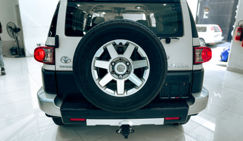 
								2021 Toyota FJ Cruiser 4.0L V6 // EMI Starting from 2,060 AED full									