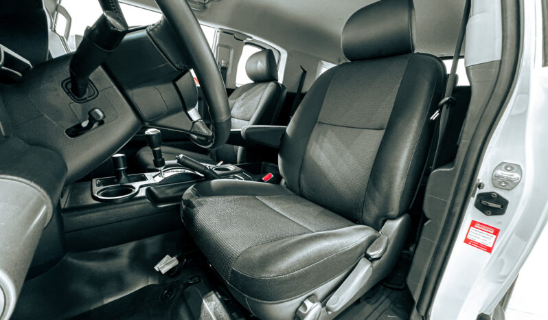 
								2021 Toyota FJ Cruiser 4.0L V6 // EMI Starting from 2,060 AED full									