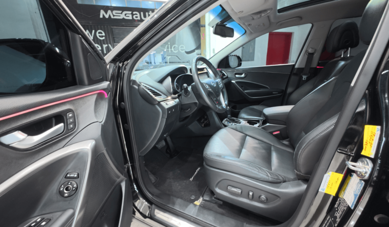 
								2016 Hyundai Grand Santa Fe Premium Plus 3.3L V6 // EMI Starting from 1,230 AED full									