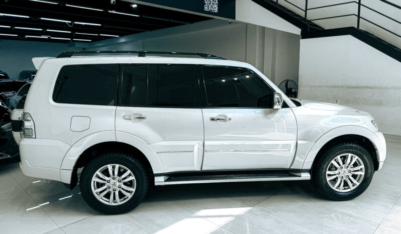 2018 Mitsubishi Pajero GLS Top 3.8L V6 // *FREE*: 3rd Party Insurance; Registration; Tinting; Salik Tag // EMI starting from 1,350 AED full