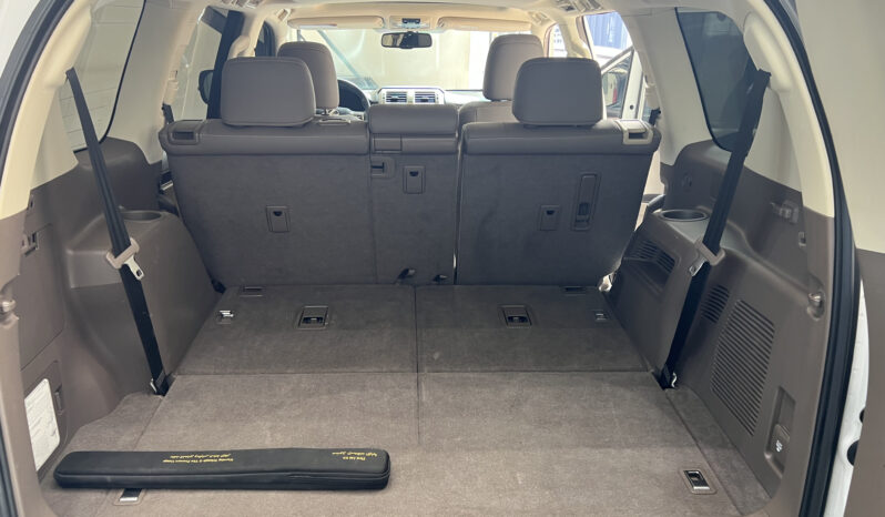 
								2019 Lexus GX460 Premier 4.6L V8 4WD // *FREE*: 3rd Party Insurance; Registration; Tinting; Salik Tag // EMI starting from 2,645 AED full									