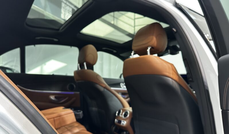 
								2017 Mercedes-Benz E300 2.0L V4 // *FREE*: 3rd Party Insurance; Registration; Tinting; Salik Tag // EMI starting from 2,590 AED (48 Months) full									