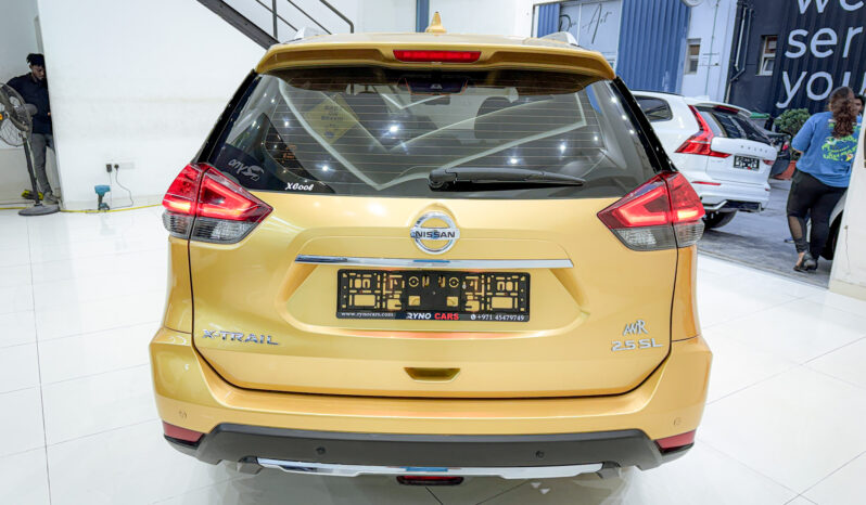 
								2019 Nissan X-Trail SL 4WD 2.5L V4 // *FREE*: 3rd Party Insurance; Registration; Tinting; Salik Tag // EMI 1,410 AED full									