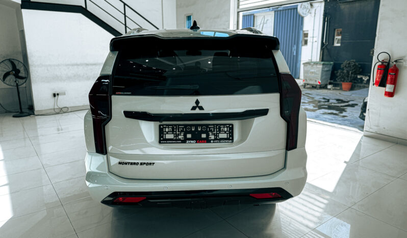 
								2020 Mitsubishi Montero Sport Signature Edition 3.0L V6 // *FREE*: 3rd Party Insurance; Registration; Tinting; Salik Tag // EMI 1,560 AED full									
