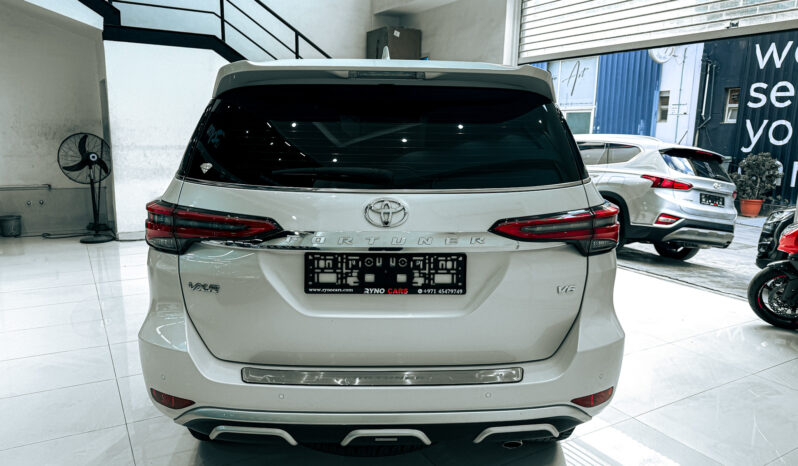 
								AED 2,460 // 20%DP // 2024 Toyota Fortuner VXR // FREE: Insurance; Registration; Tinting; Salik Tag full									