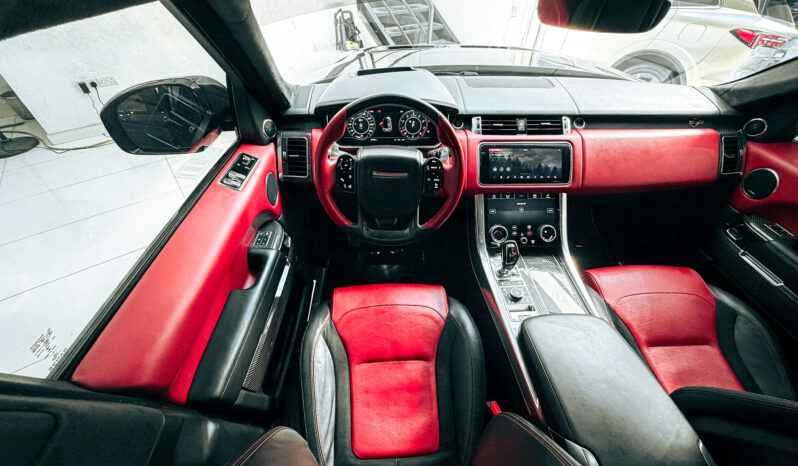 
								AED 3,900 // 20% DP // 2019 Range Rover SVR // *FREE*: Insurance; Registration; Tinting; Salik Tag full									