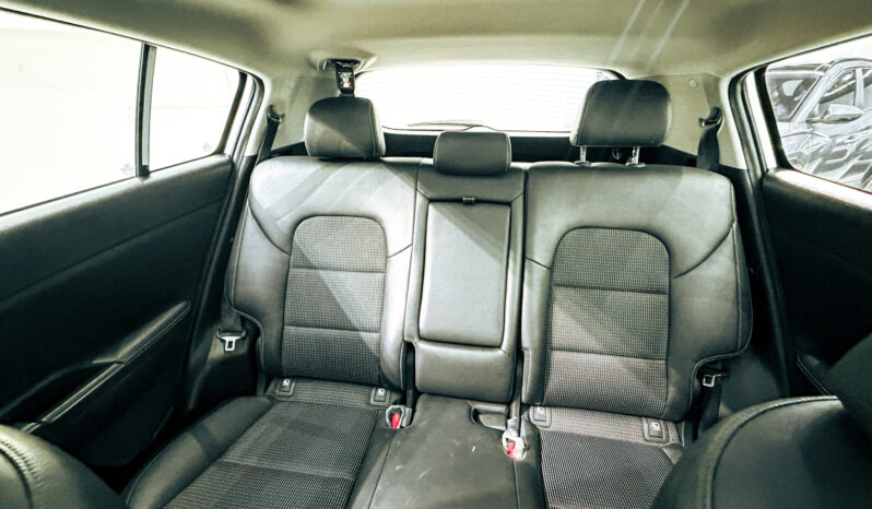 
								AED 940 // 20%DP // 2019 KIA Sportage 2.0L V4 // *FREE*: Insurance; Registration; Tinting; Salik Tag full									