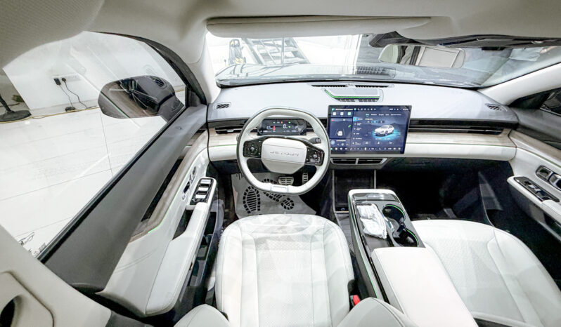 
								AED 1,330 // 20%DP // 2025 Jetour Dashing // *FREE*: Insurance; Registration; Tinting; Salik Tag full									