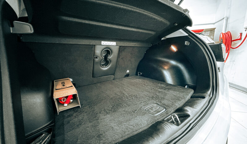 
								AED 940 // 20%DP // 2019 Jeep Compass 2.4L V4 // *FREE*: Insurance; Registration; Tinting; Salik Tag full									