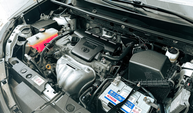 
								AED 3,100 // 20%DP // 2016 Toyota Rav 4 VXR // *FREE*: Insurance; Registration; Tinting; Salik Tag // 24 Months full									