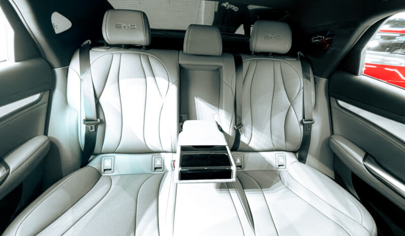 
								AED 1,560 // 20%DP // 2026 BYD SEAL 7 1.5T V4 // *FREE*: Insurance; Registration; Tinting; Salik Tag full									