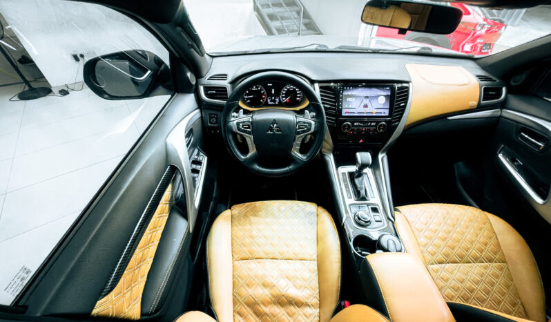 
								AED 1,160 // 20%DP // 2019 Mitsubishi Montero Signature Edition 3.0L V6 full									