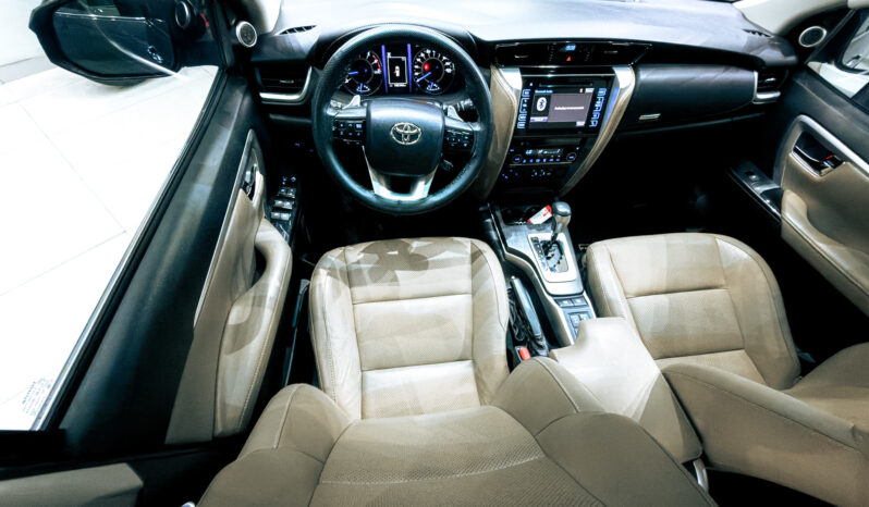 
								AED 1,390 // 20%DP // 2020 Toyota Fortuner VXR 4.0L V6 4WD full									