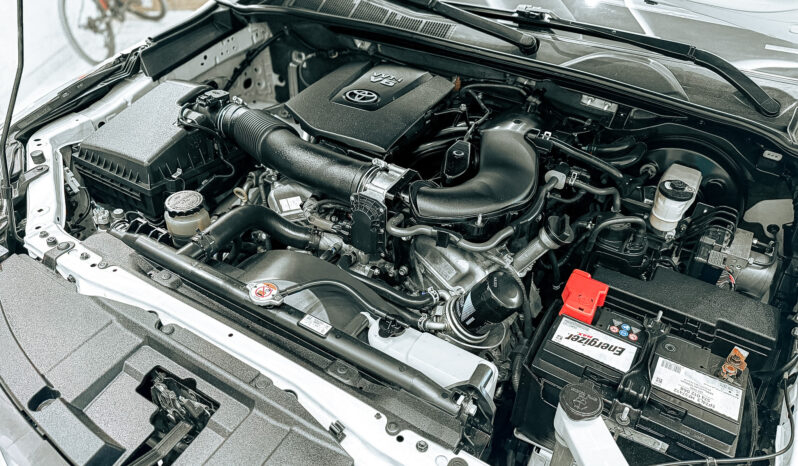 
								2018 Toyota Fortuner VXR 4.0L V6 // EMI starting from 1,600 AED full									