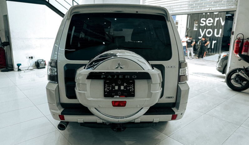 
								2014 Mitsubishi Pajero GLS Top 3.8L V6 4WD // Cash or Credit Card Payment Option full									