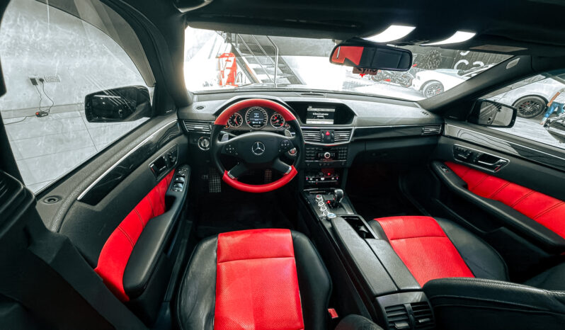 
								2010 Mercedes-Benz E 63 AMG 6.5L V8 // Cash / Credit Card full									