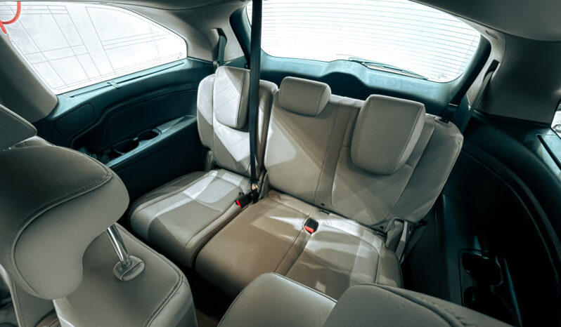 
								AED 1,240 // 20% DP // Honda Odyssey EX-L 3.5L V6 // Perfect Family Van full									