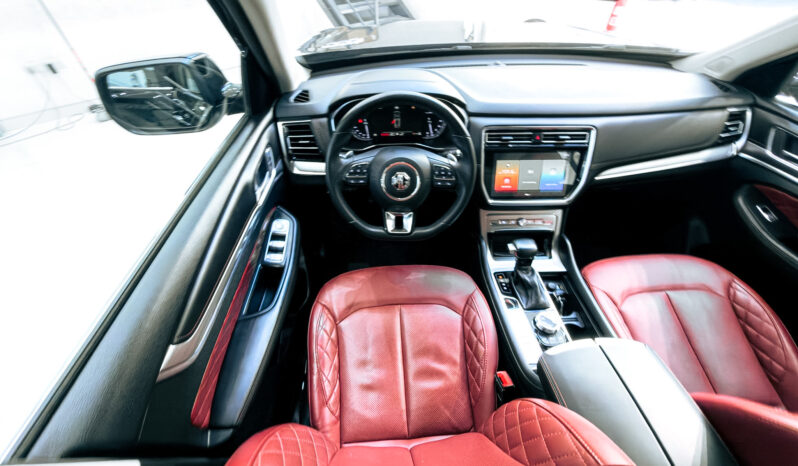 
								2023 MG RX8 Luxury 2.0T V4 // EMI Starting from 1,250 AED full									