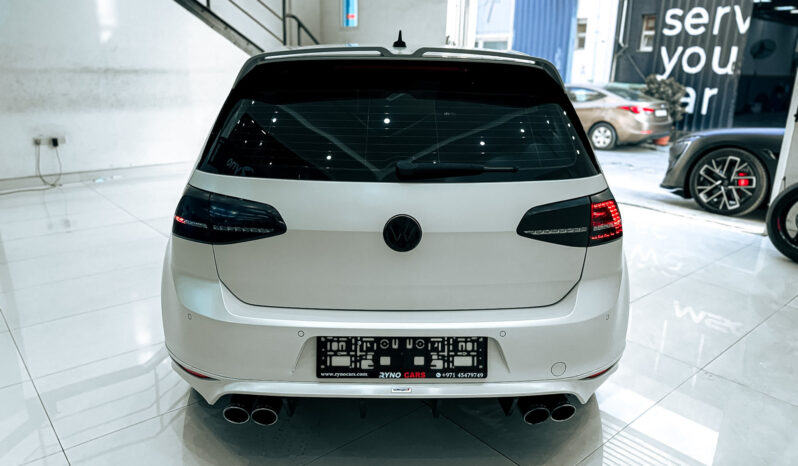 
								2016 Volkswagen Golf R-Line 2.0T V4 // EMI starting from 2,950 AED full									