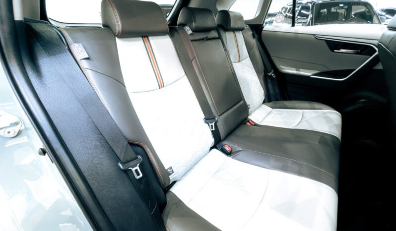 
								2025 Toyota Rav 4 Adventure 2.5L V4 // EMI Starts from 2,400 AED full									