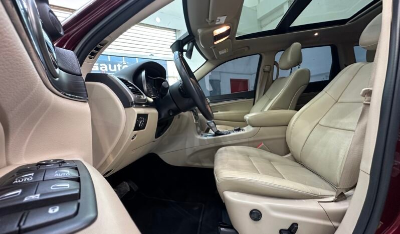 
								2019 Jeep Grand Cherokee Limited 3.6L V6 // EMI Starting from 1,350 AED full									