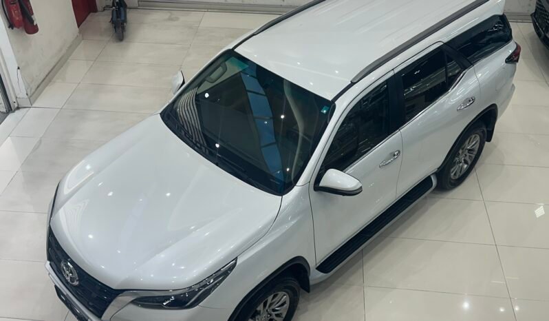 
								2024 Toyota Fortuner VXR 4.0L V6 4WD // EMI Starting from 2,740 AED full									
