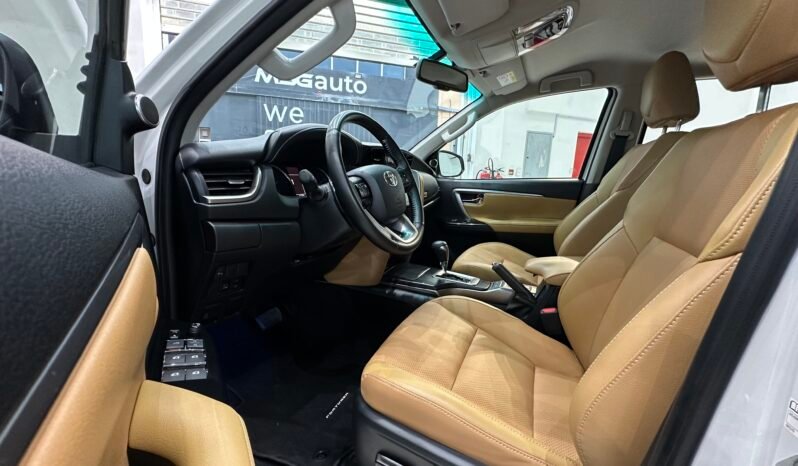 
								2024 Toyota Fortuner VXR 4.0L V6 4WD // EMI Starting from 2,740 AED full									