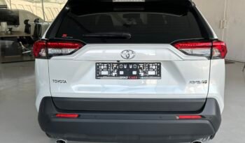 
									2024 Toyota RAV4 VX 2.5L V4 // EMI Starts from 2,190 AED full								