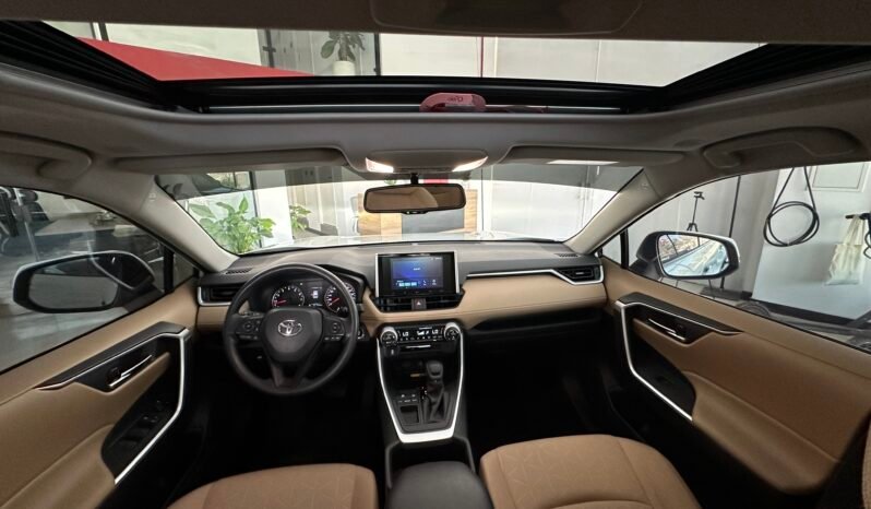 
								2024 Toyota RAV4 VX 2.5L V4 // EMI Starts from 2,190 AED full									