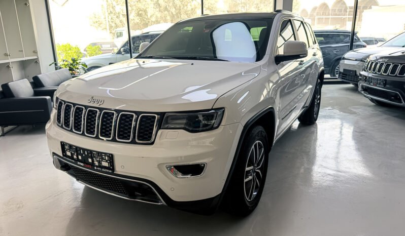 
								2019 Jeep Grand Cherokee Limited 3.6L V6 // EMI Starting from 1,350 AED full									