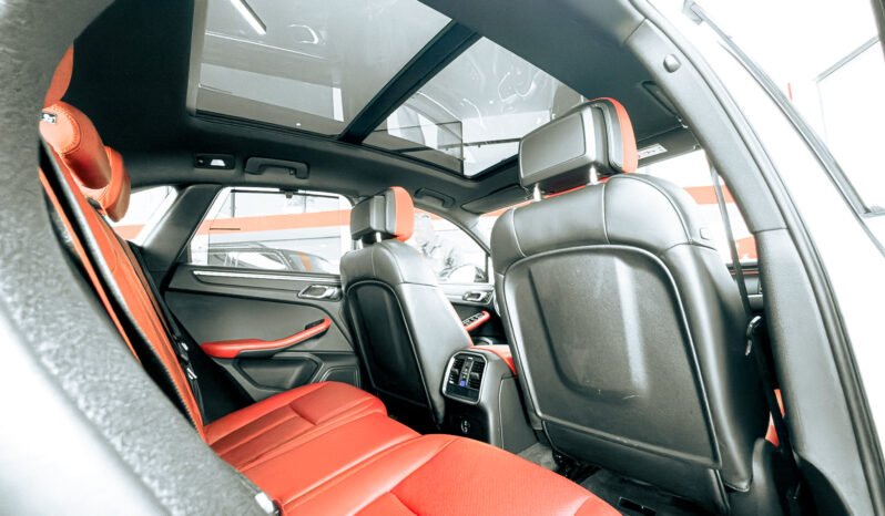 
								2021 Porsche Macan Standard Edition 2.0L V4 // EMI Starting from 2,900 AED full									