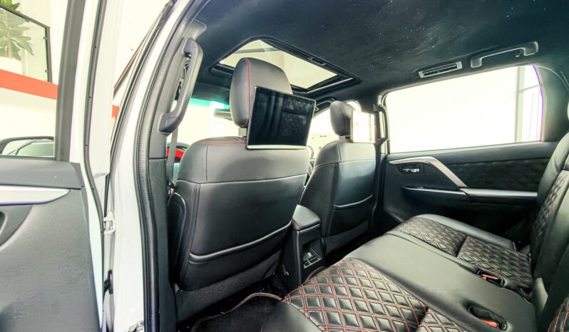 
								2020 Mitsubishi Montero Sport Signature Edition full									